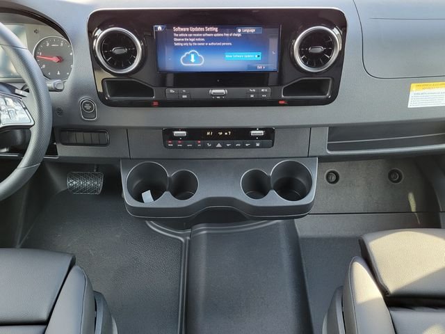 2025 Mercedes-Benz Sprinter Passenger Van Base - Photo 17