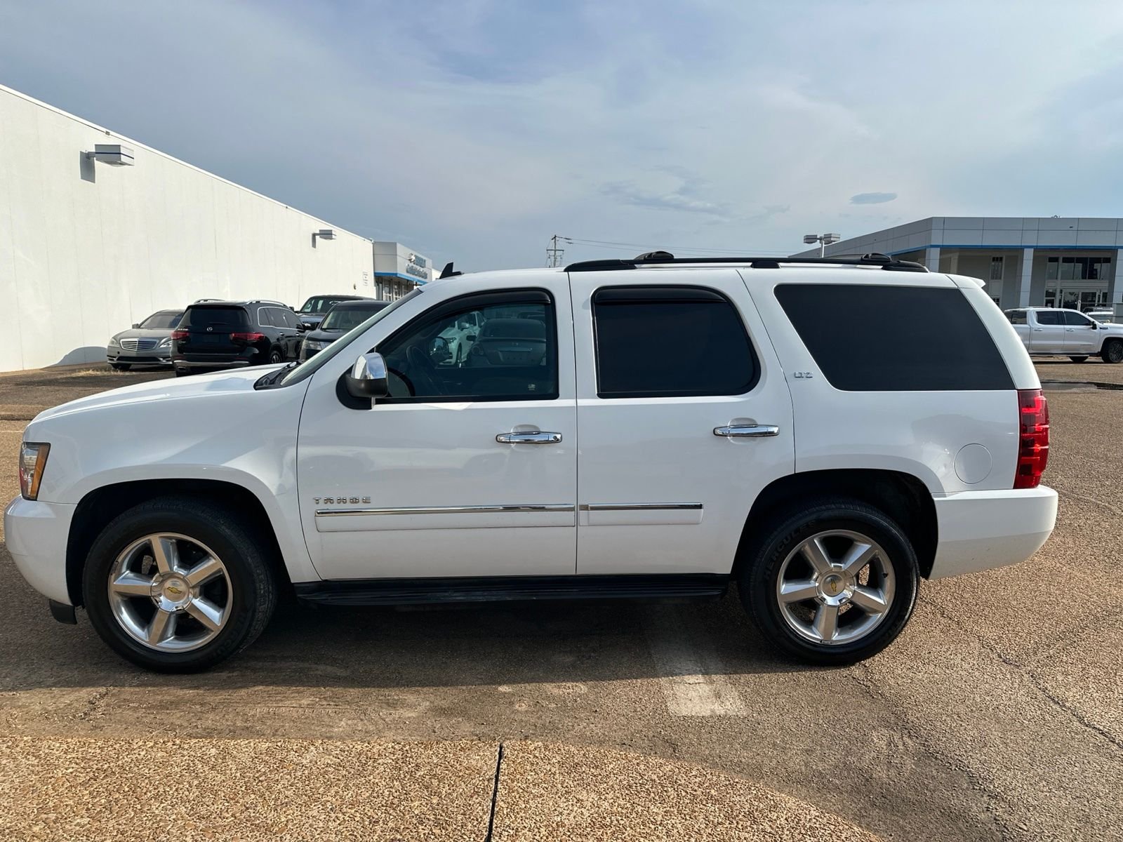 Used 2012 White Chevrolet LTZ image 10