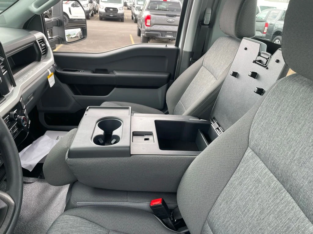 New 2026 Oxford White Ford F-600® XL image 25