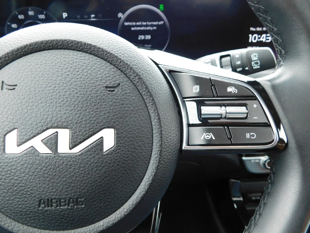 Used 2024 White Kia EX image 30