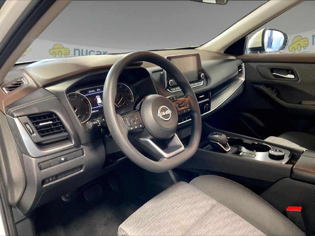 Used 2023 White Nissan SV image 8