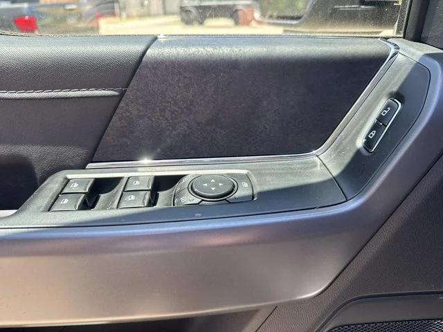 New 2026 Agate Black Metallic Ford XLT image 37