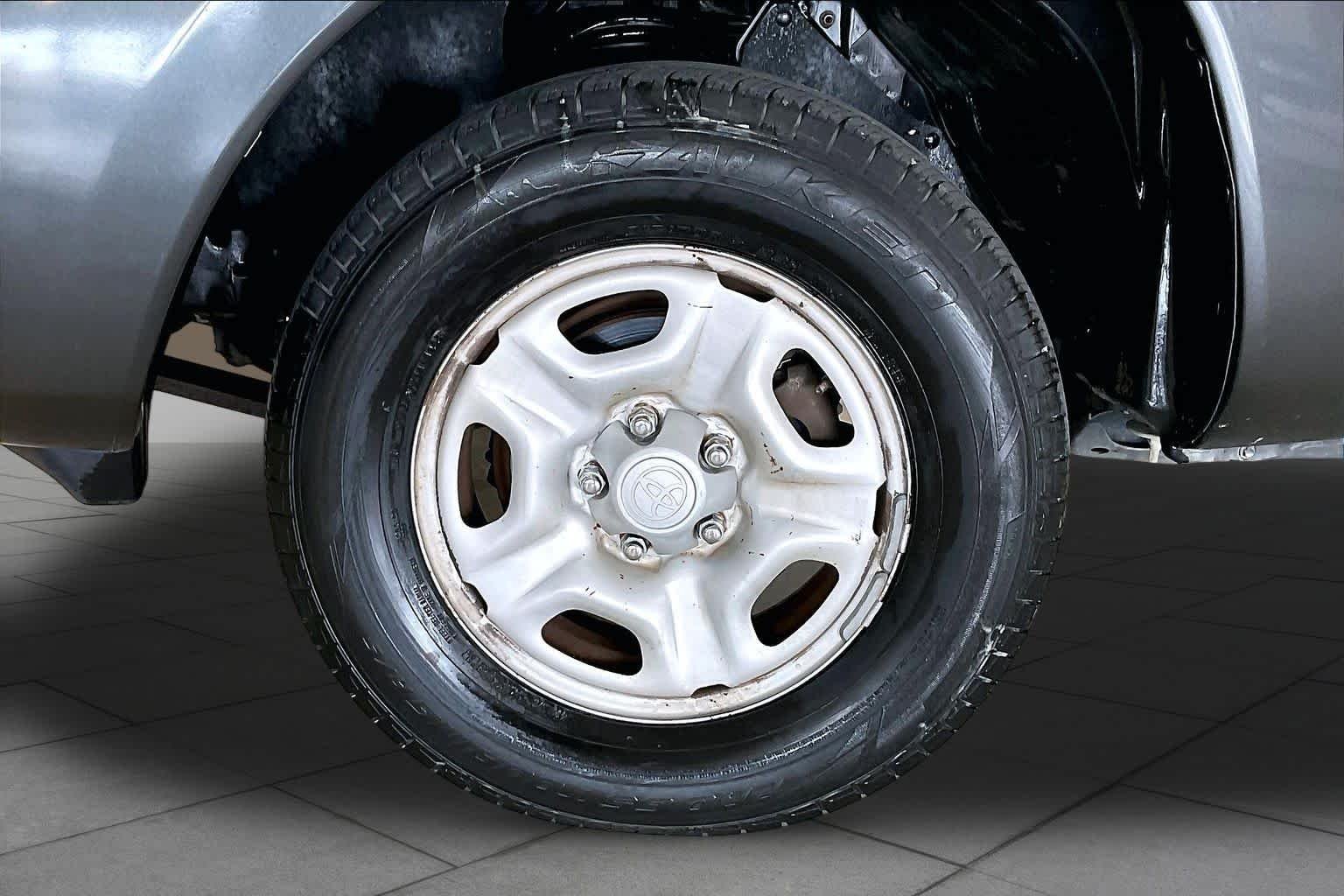 Used 2010 Magnetic Gray Metallic Toyota  image 10