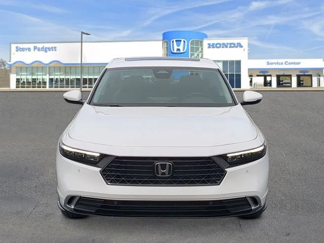 New 2026 Platinum White Pearl Honda Touring image 9