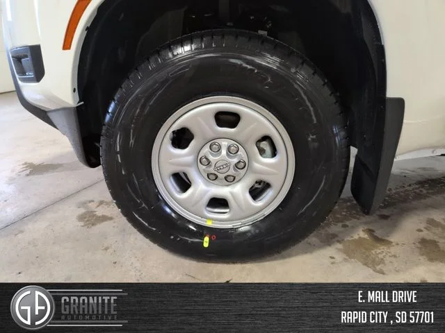New 2026 Glacier White Nissan King Cab® S image 26
