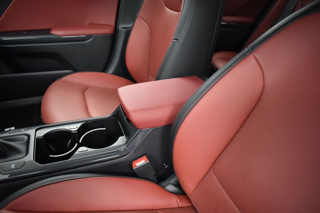 New 2026 Interstellar Gray Kia GT-Line image 10