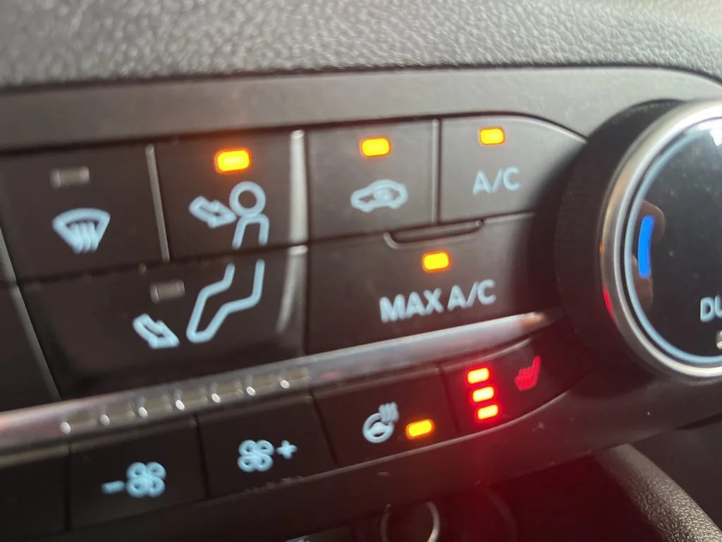 Used 2023 Black Metallic Ford Active image 20