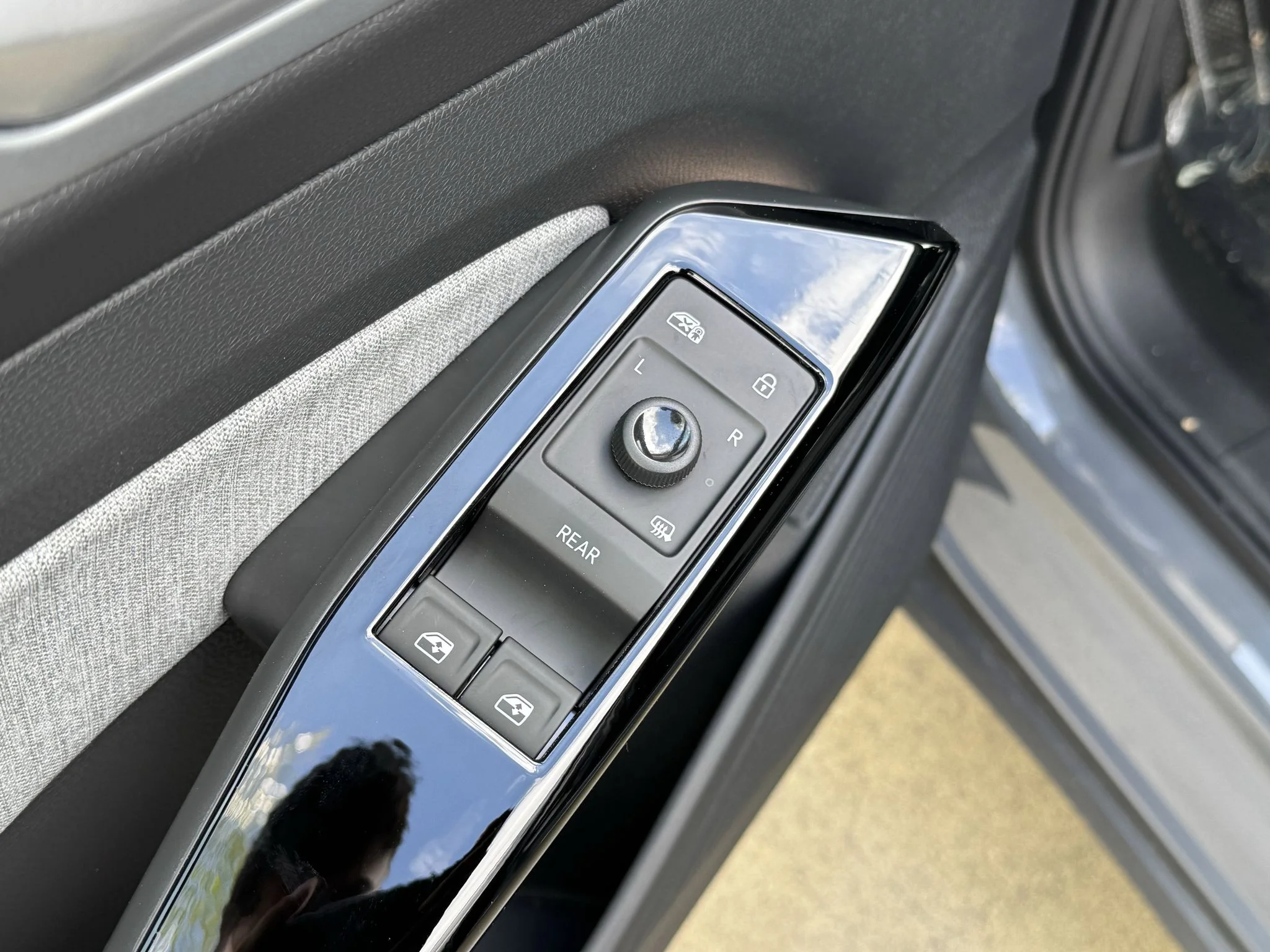 New 2026 Pure Gray Volkswagen Pro image 11