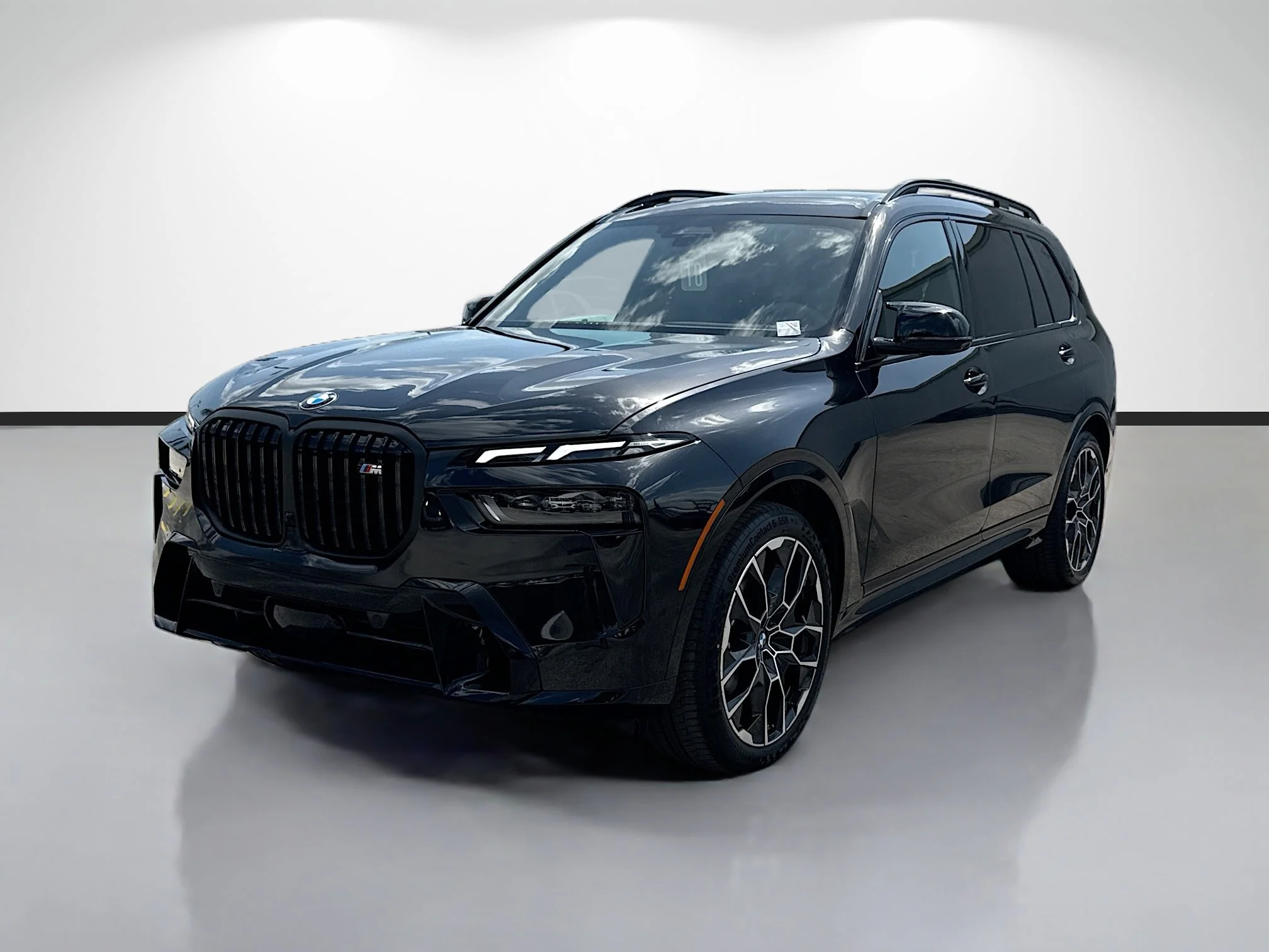 New 2027 Black Sapphire Metallic BMW M60i image 7