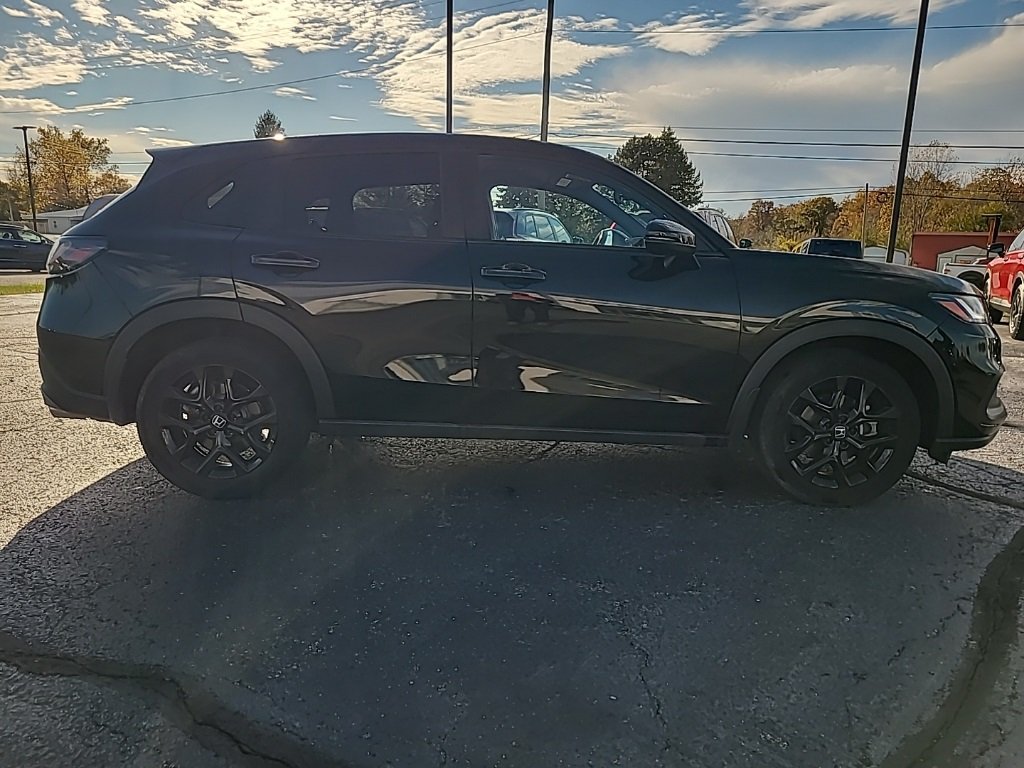 2023 Honda HR-V Sport photo 3