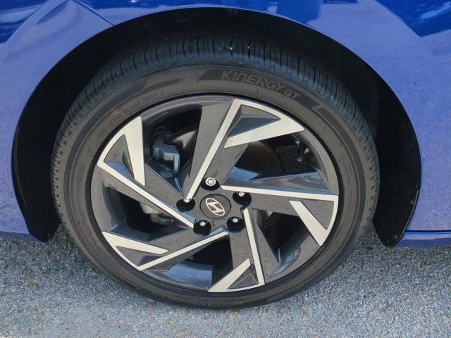 Used 2025 Blue Hyundai Limited image 11
