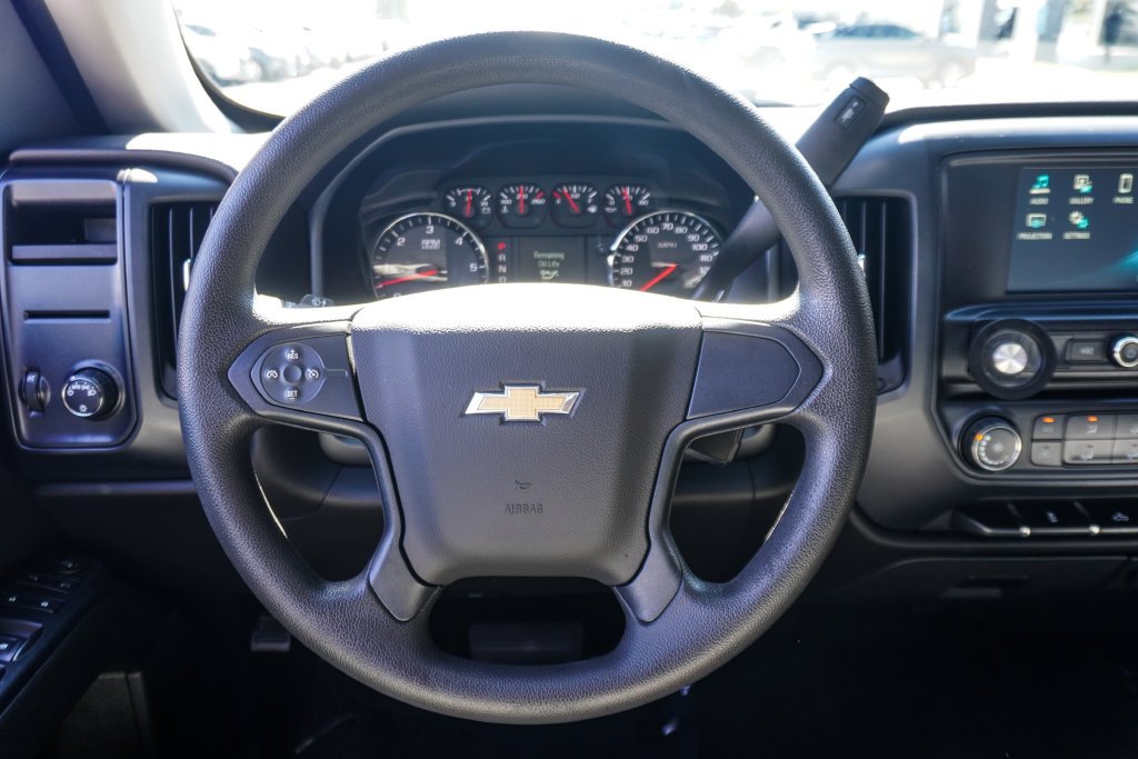 Used 2016 Silver Chevrolet Custom image 13