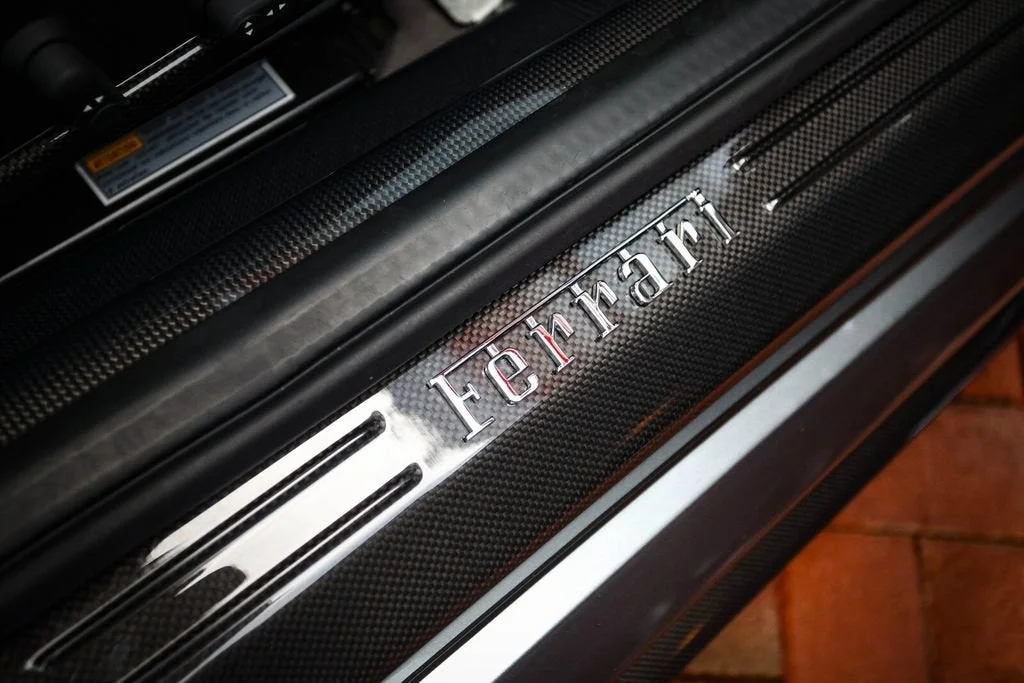 Used 2011 Grigio Titanio Metall Ferrari Base image 52
