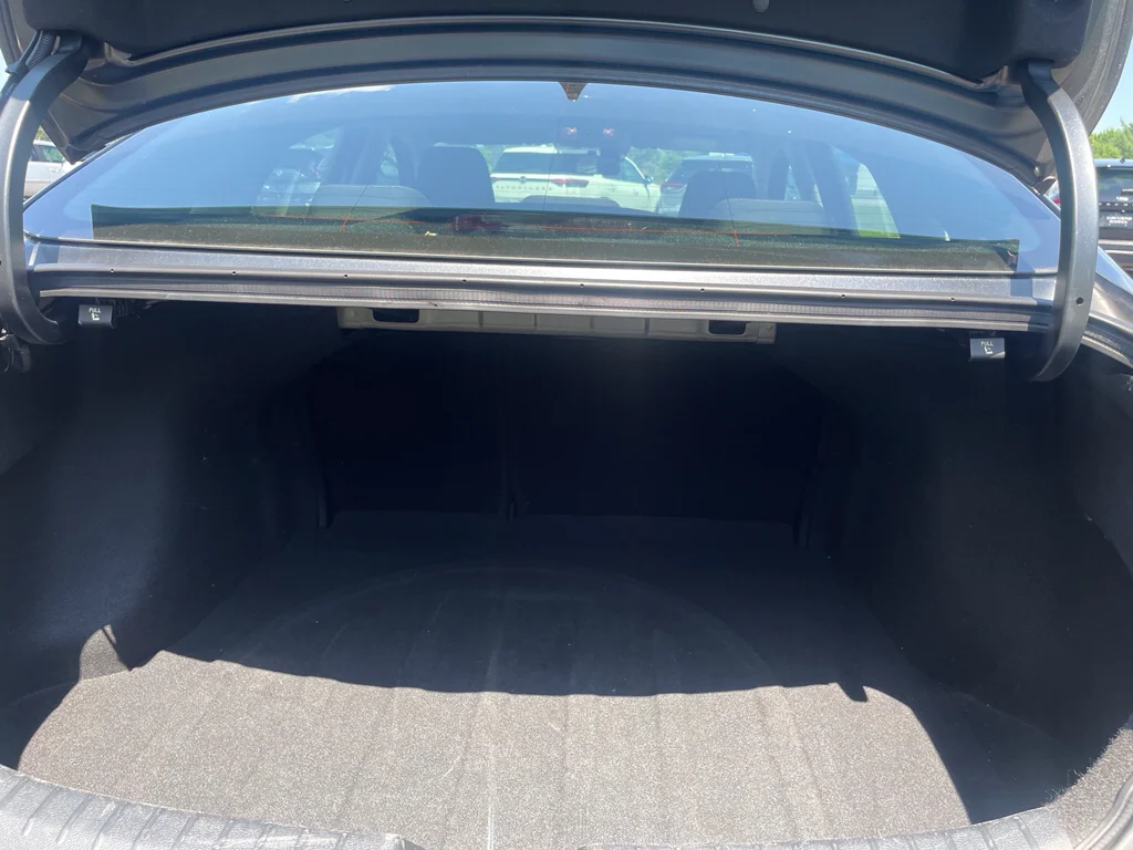 Used 2024 Gravity Gray Kia LXS image 12