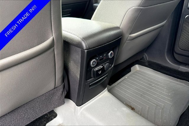 Used 2016 Blue Ford Limited image 12
