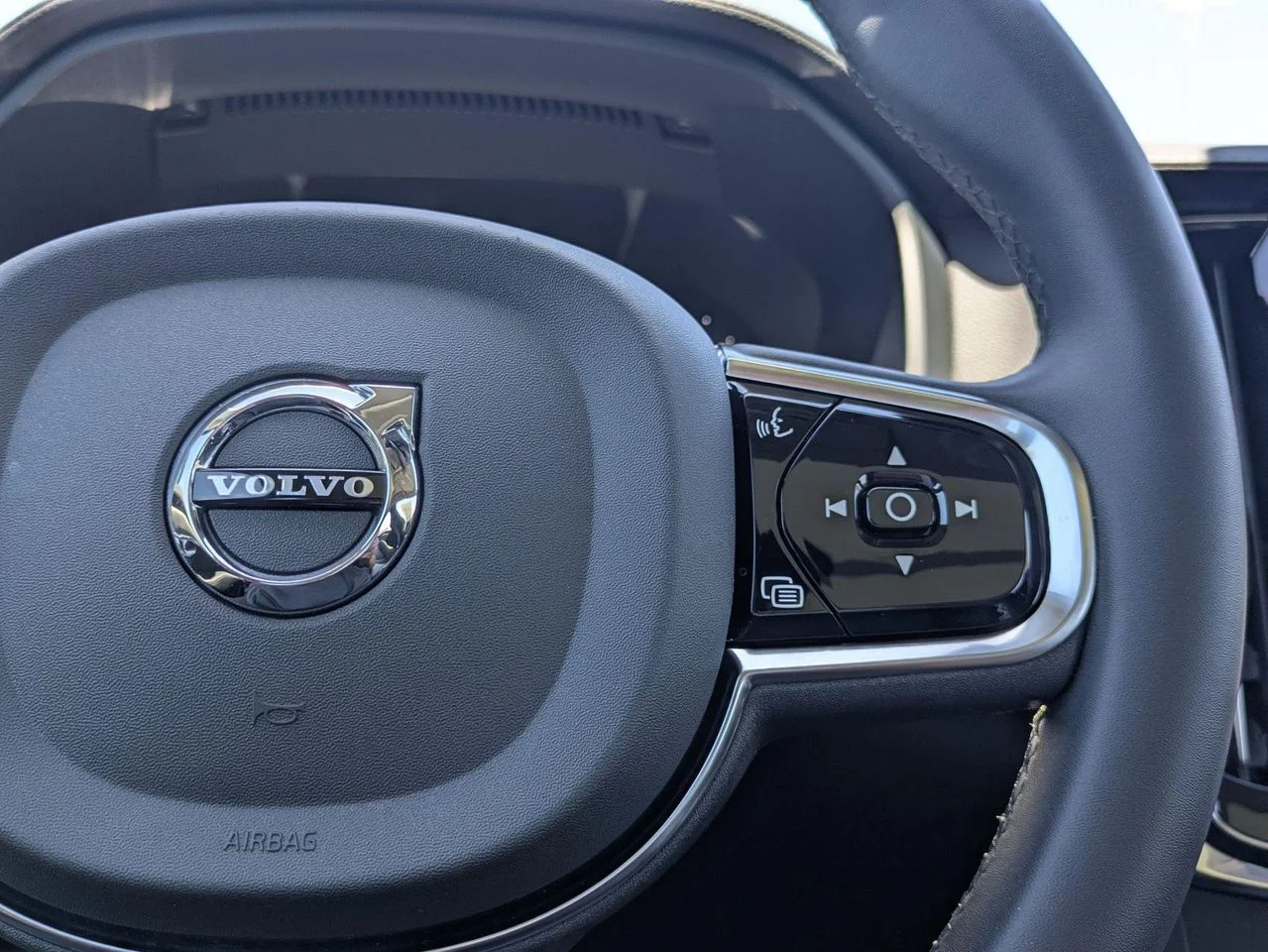 Certified Used 2023 Black Stone Volvo Ultimate image 15