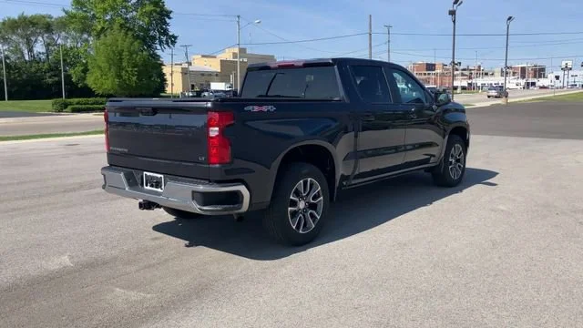 2023 Chevrolet Silverado 1500 LT - Photo 8