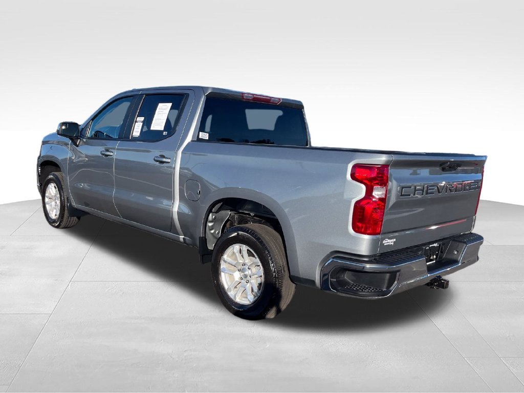 Used 2024 Gray Chevrolet LT image 3