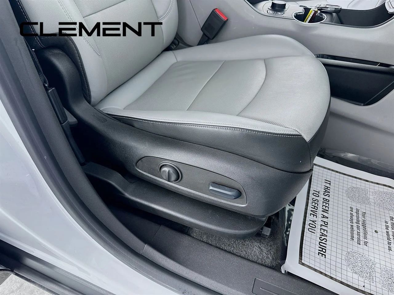 Used 2023 Summit White GMC SLT image 32