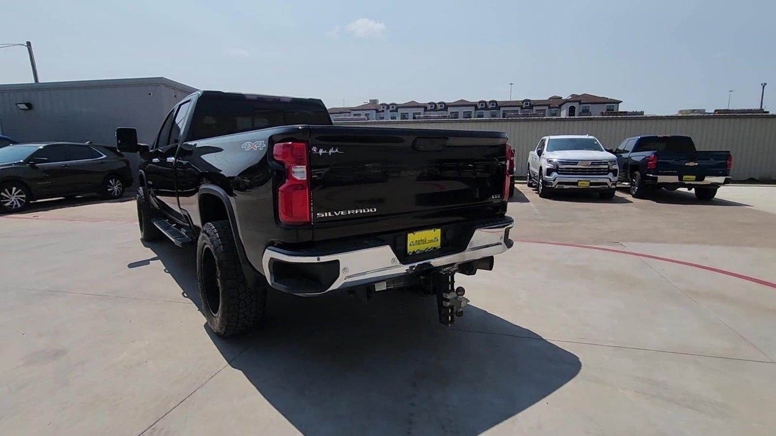 2020 Chevrolet Silverado 3500HD LTZ - Photo 7