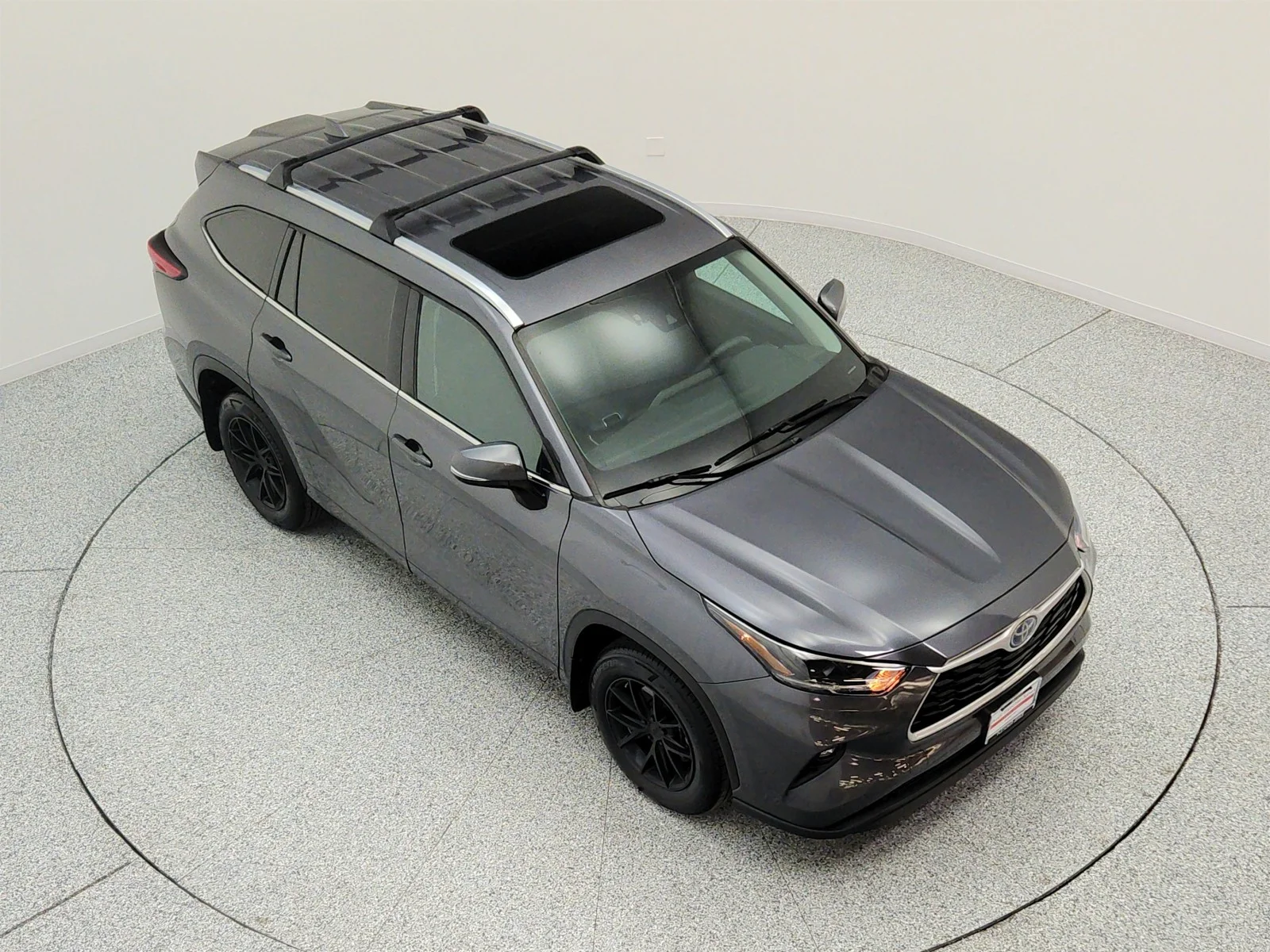 Used 2021 Magnetic Gray Metallic Toyota Hybrid XLE AWD (Natl) image 24