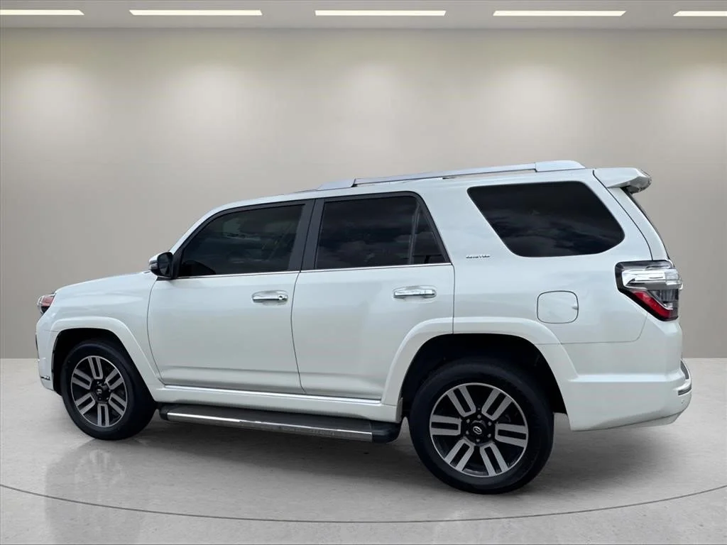 Used 2022 Blizzard Pearl Toyota Limited image 13