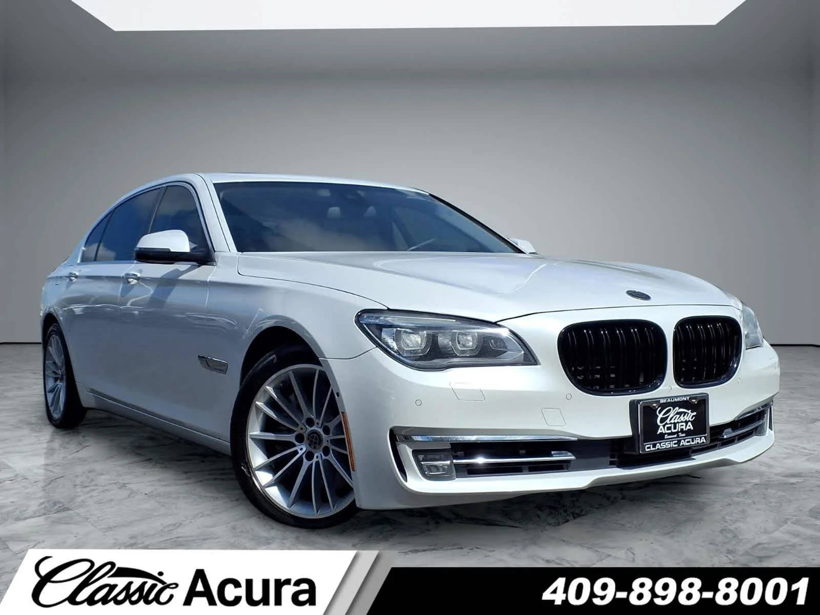 2015 BMW 7 Series 750Li M Sport Edition's photo