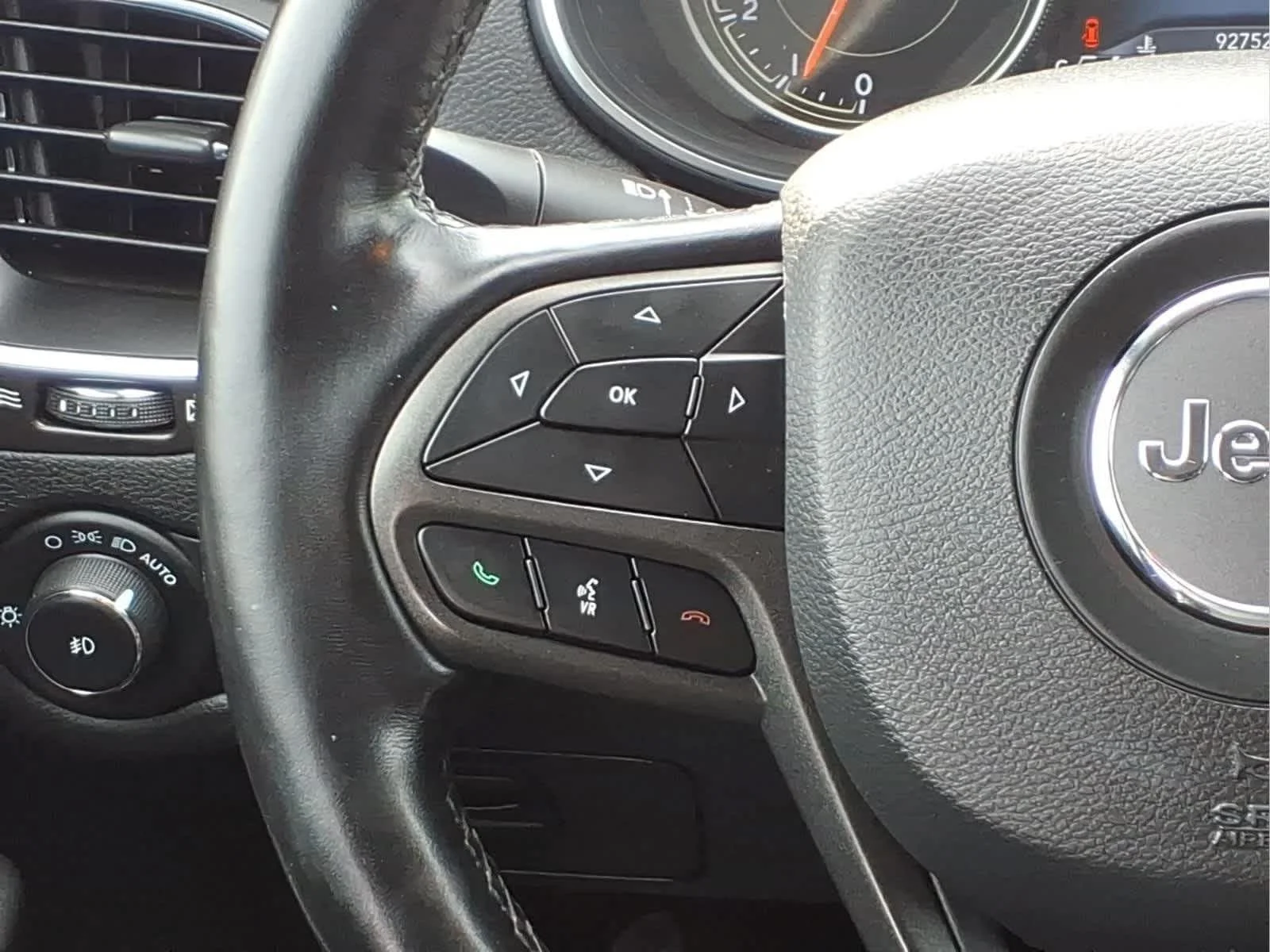 Used 2021 Olive Green Pearlcoat Jeep Trailhawk image 21