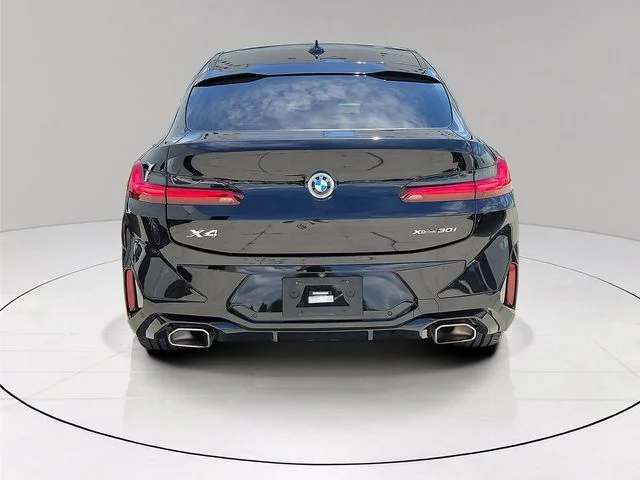 Used 2022 Black BMW xDrive30i image 5