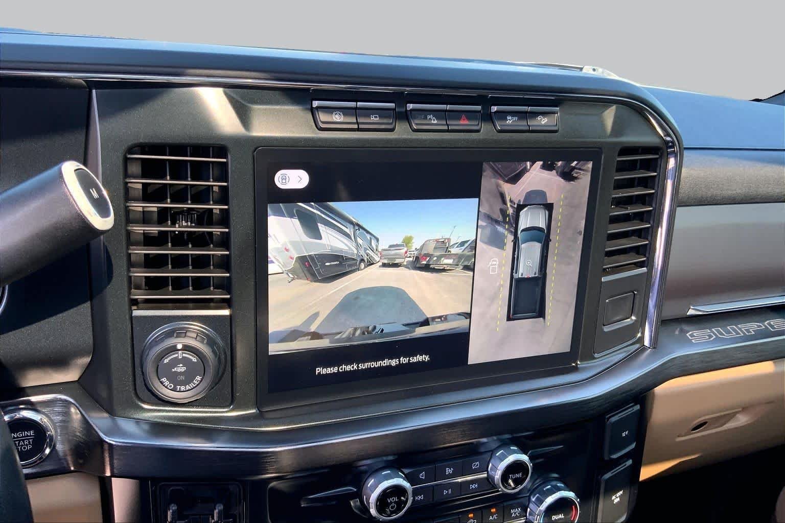 Used 2023 Agate Black Metallic Ford LARIAT image 24