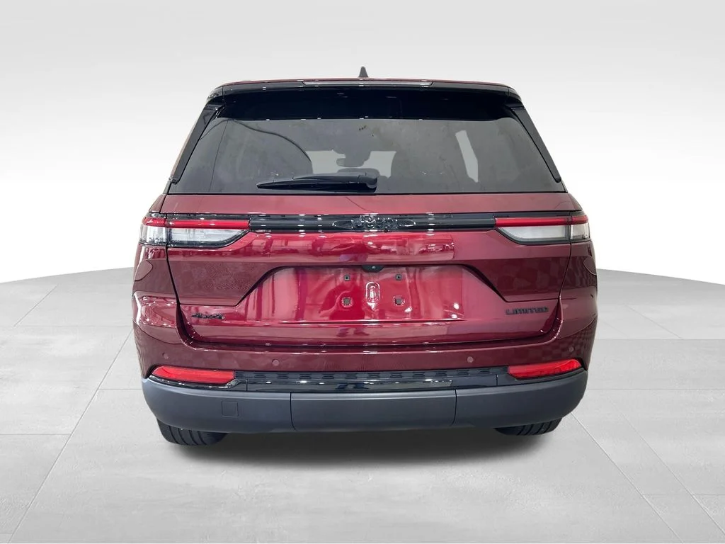 Used 2023 Red Jeep Limited image 4