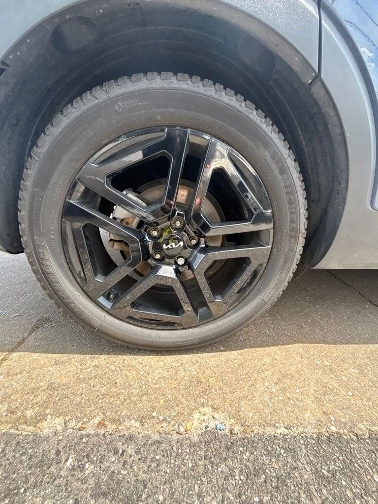 Used 2023 Black Kia SX-Prestige X-Line image 26