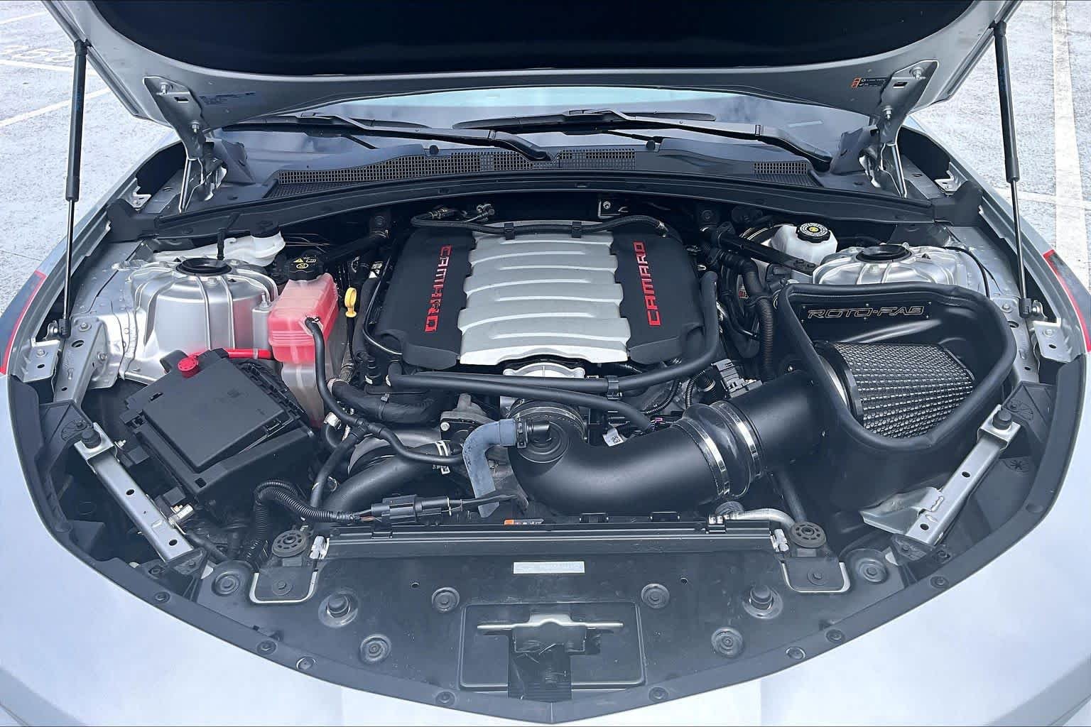 Used 2018 Silver Ice Metallic Chevrolet 2SS image 30