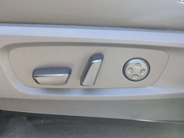 New 2027 GRAPHITE SHADOW INFINITI Pure FWD image 21