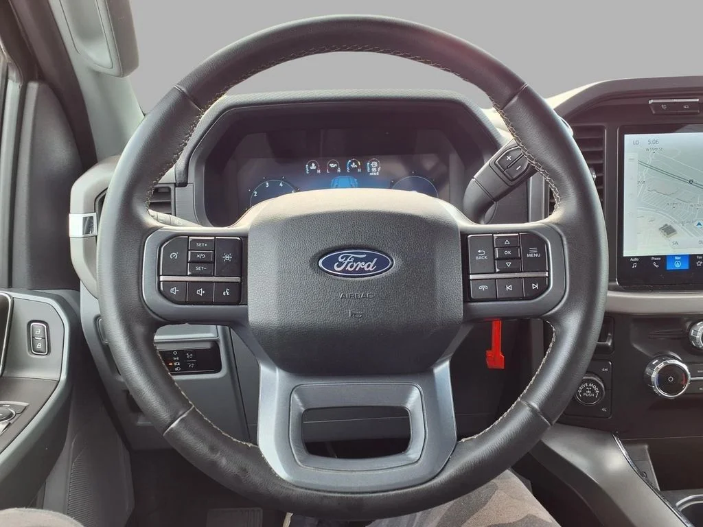 Used 2024 Gray Ford XLT image 15