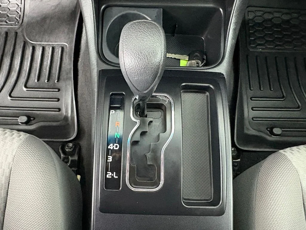 Used 2014 White Toyota Base image 26