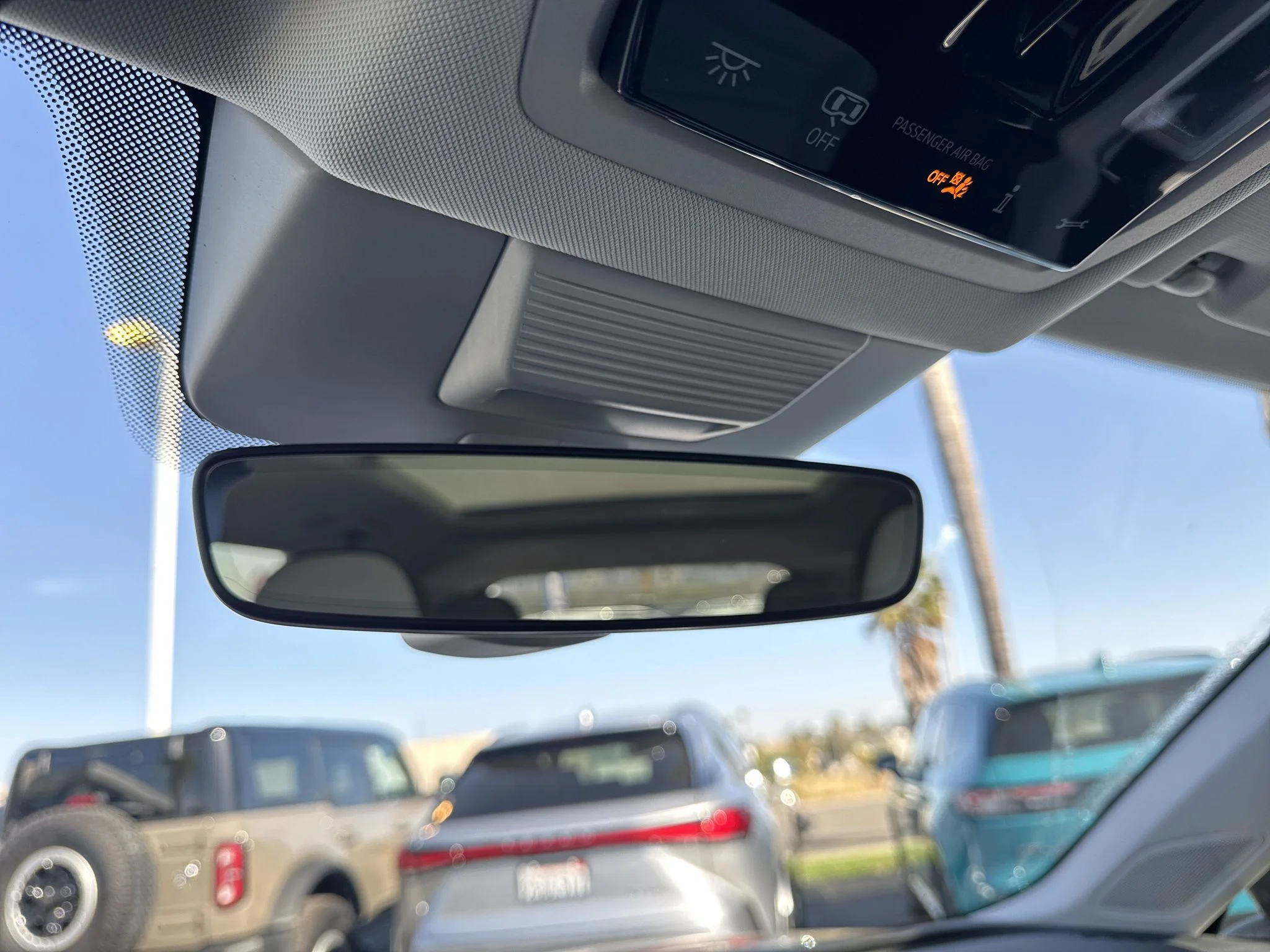 New 2026 Deep Black Pearl Volkswagen SE image 28