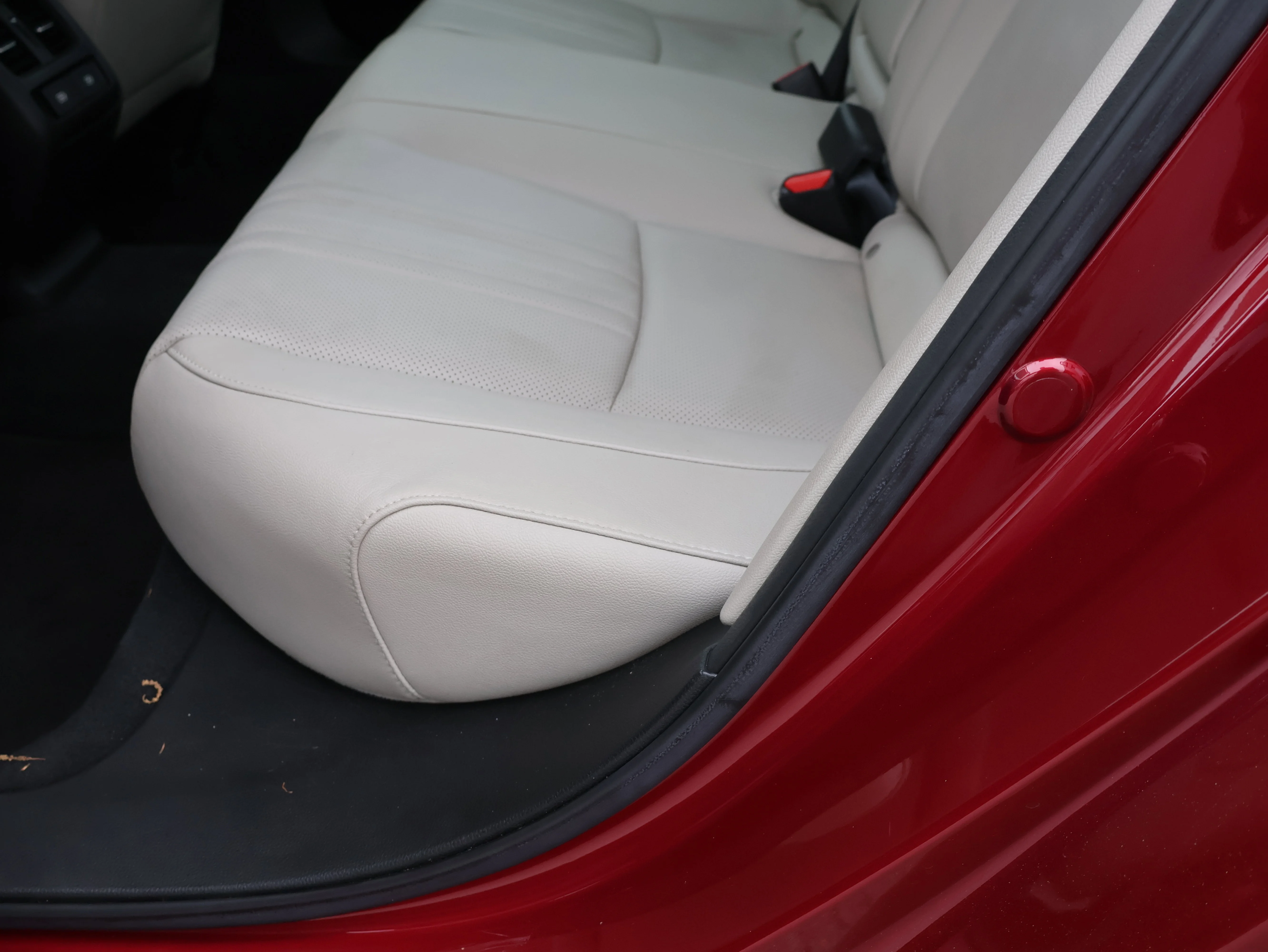 2021 Honda Accord EX-L - Photo 18