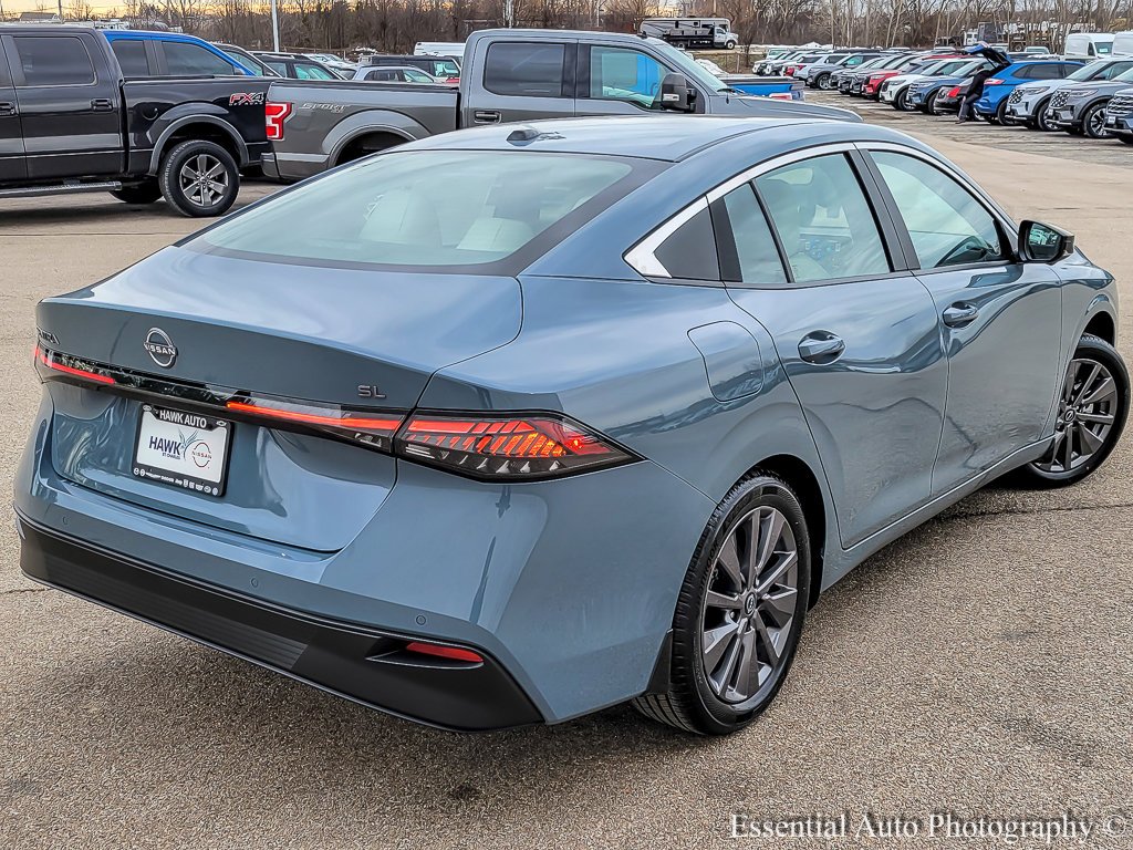 New 2026 Atlantic Gray Metallic Nissan SL image 7