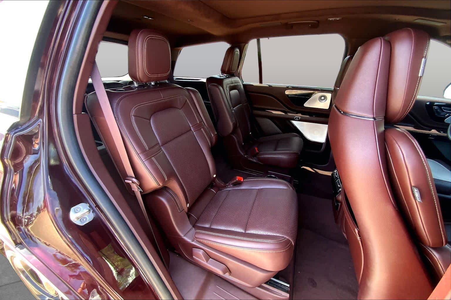 Used 2023 Diamond Red Lincoln Black Label image 20