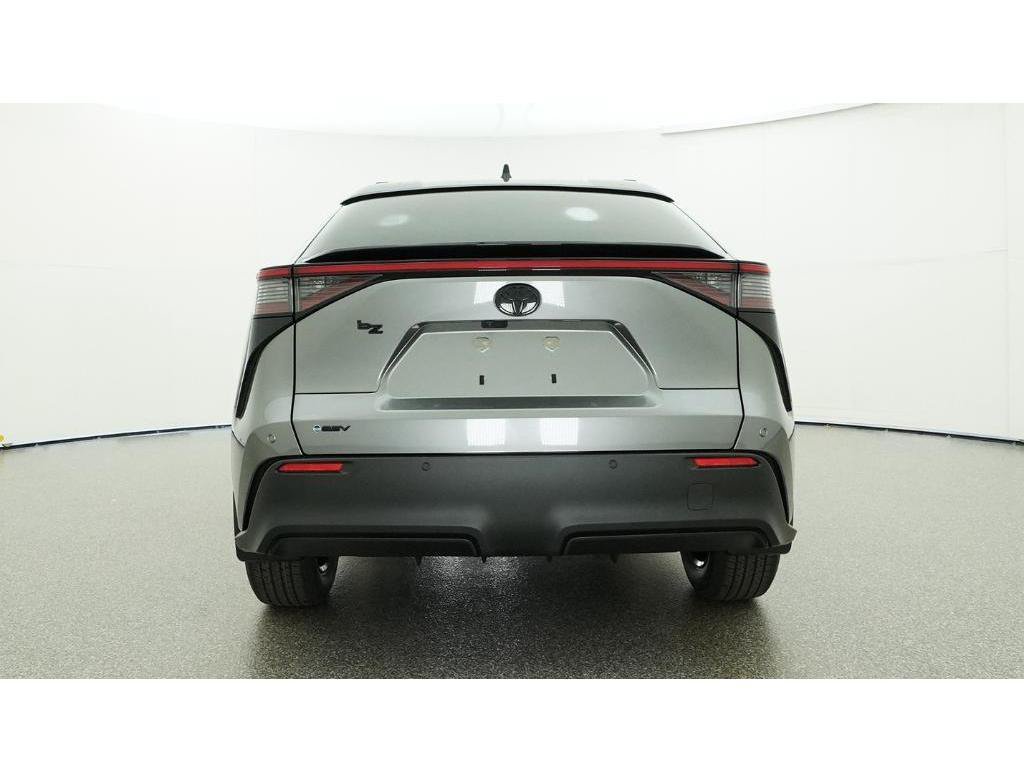 New 2026 Heavy Metal Toyota XLE image 23
