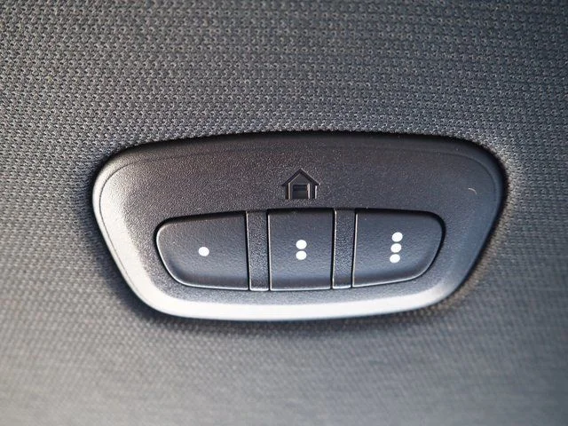2026 RAM 1500 Rebel - Photo 15