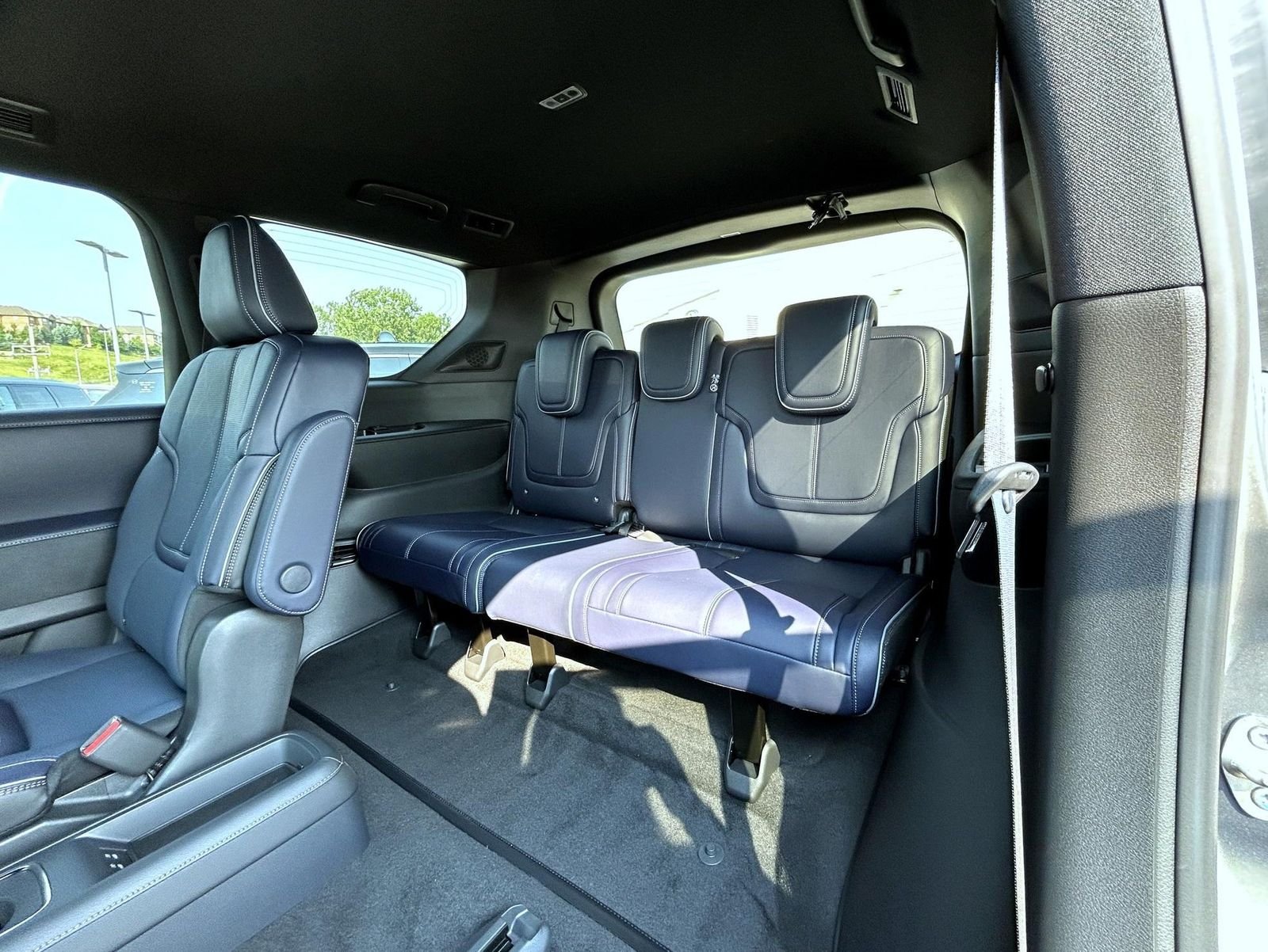 New 2027 DYNAMIC METAL INFINITI Sport 4WD image 20
