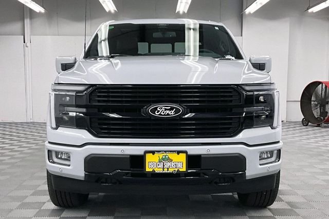 Used 2025 Space White Metallic Ford Platinum image 4