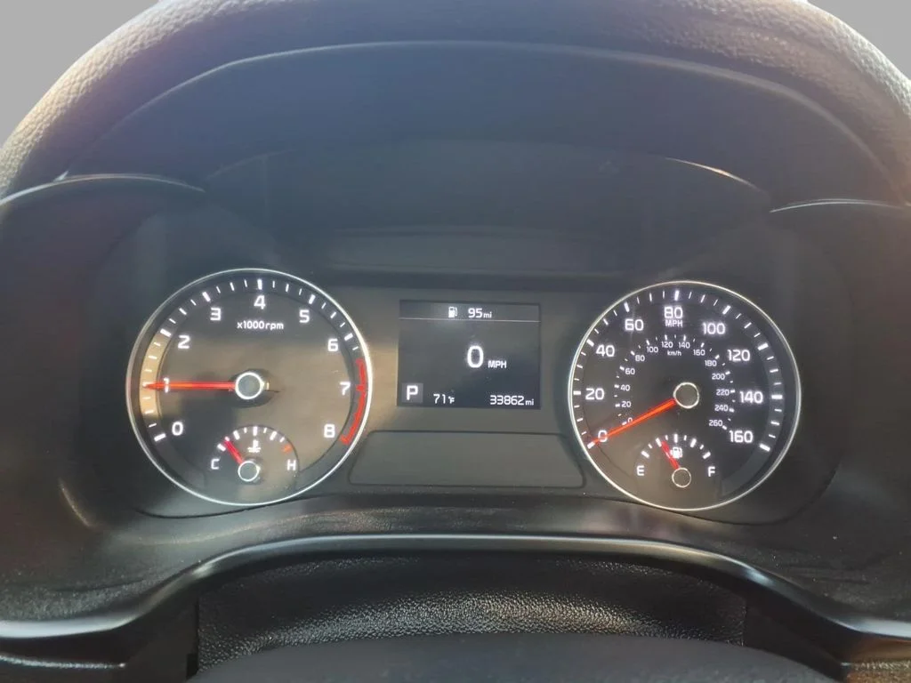 Used 2020 Gray Kia GT-Line image 27