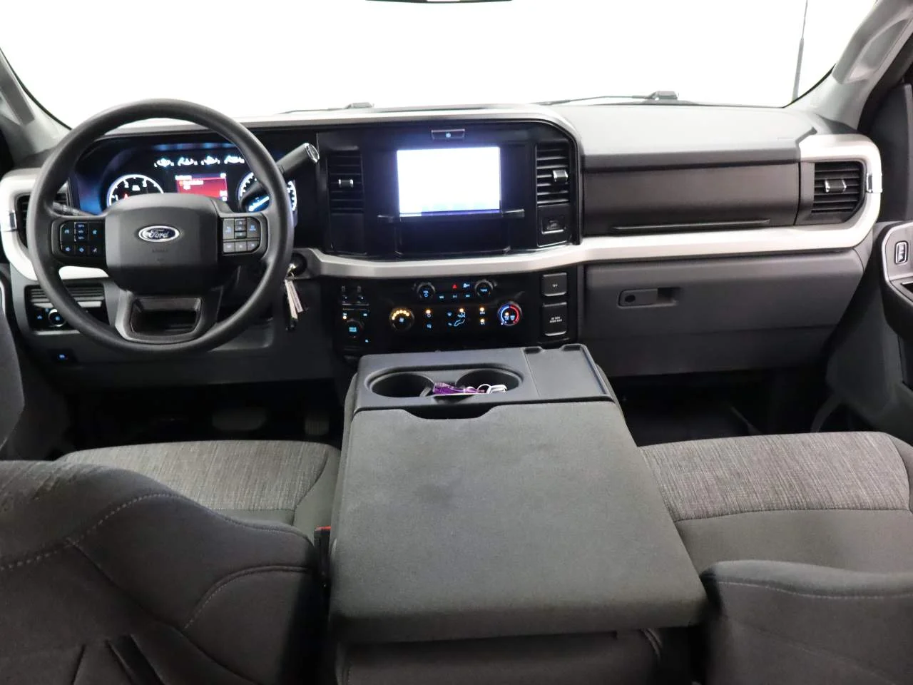 Certified Used 2026 Oxford White Ford XLT Crew Cab image 15