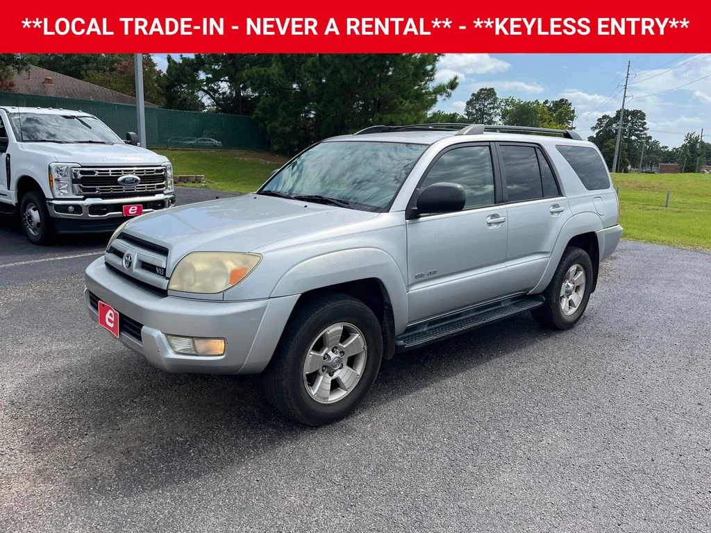Used 2004 Titanium Metallic Toyota SR5 image 2