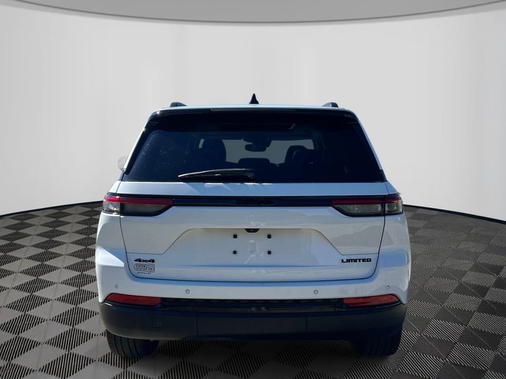Used 2023 White Jeep Limited image 4