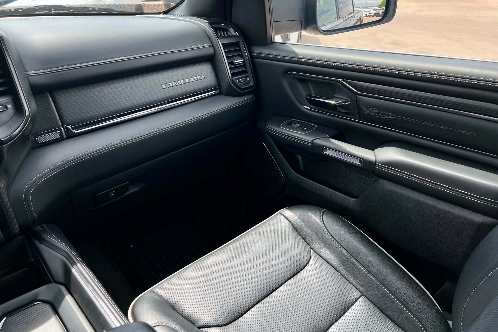 Certified Used 2023 Granite Crystal Metallic Clearcoat Ram Limited image 11