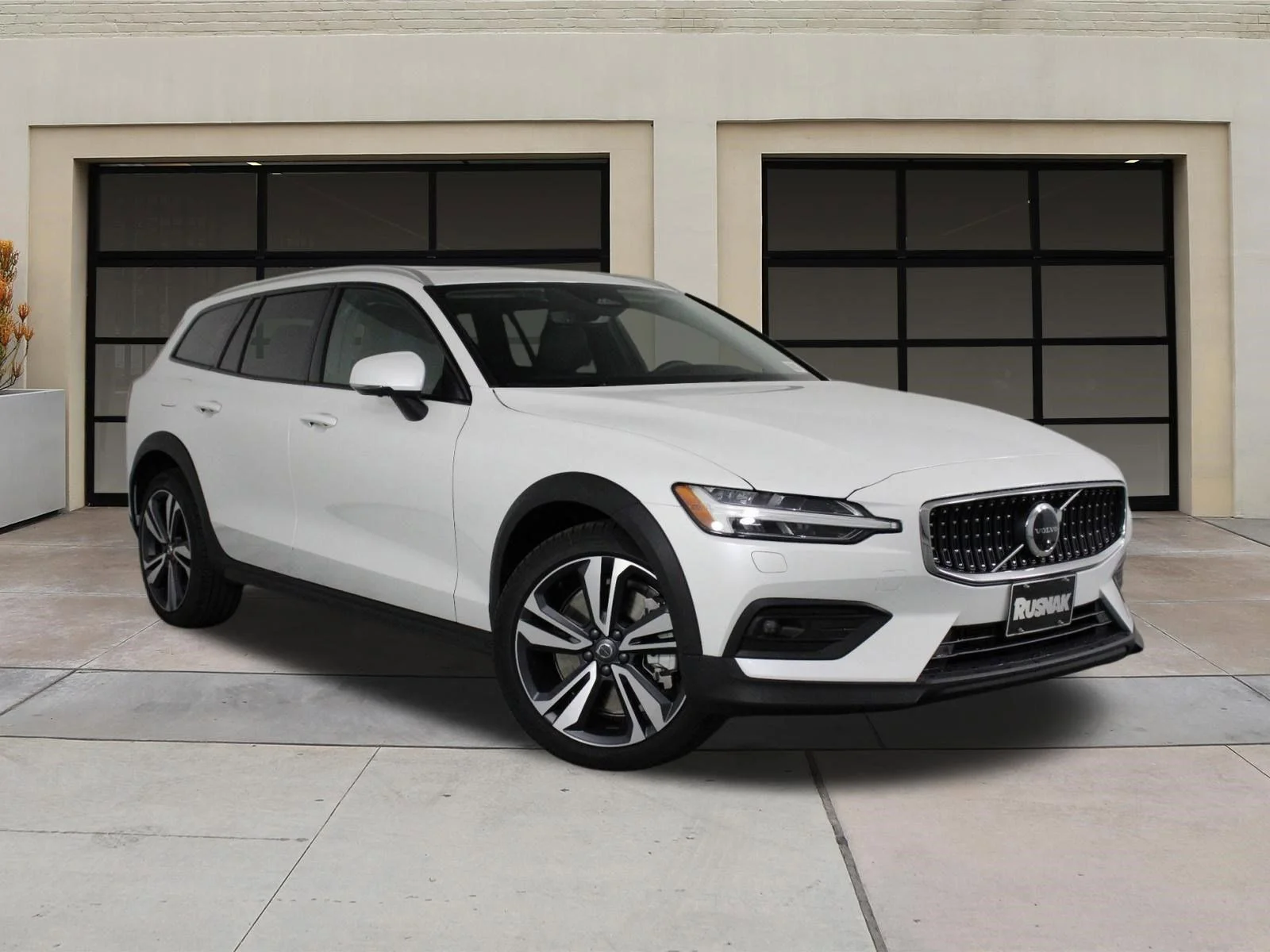 2026 Volvo V60 Cross Country Plus - Photo 19